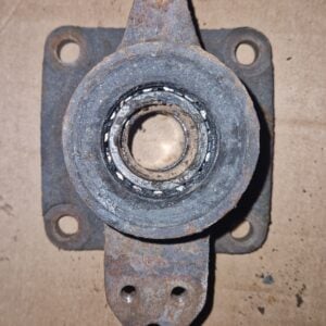 VW T3 T25  Rear wheel bearing housing 251 501 253 used