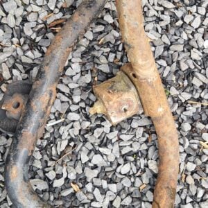 VW T3 Diesel Engine Bar Left and Right  251 199 203 E and 251 199 204 F used